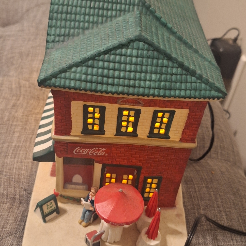 Collectibles - Picture 6 of 9